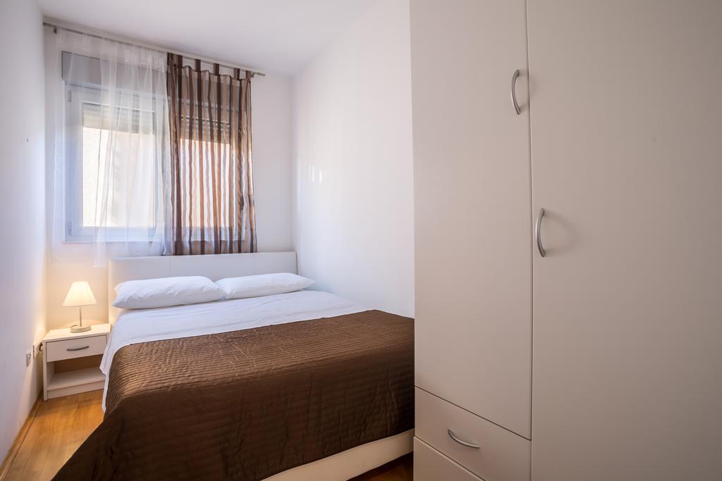 Apartment Falcon Стари Град Номер фото